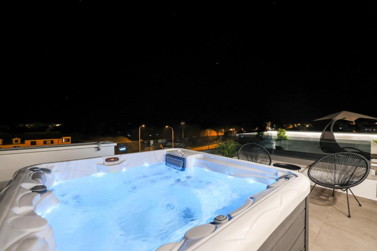 Leonardo Luxury Residence 2 Penthouse With Jacuzzi 자다르 외부 사진